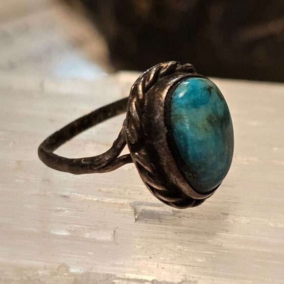 Vintage Silver & Turquoise Split Shank Ring 3 - Picture 6 of 8